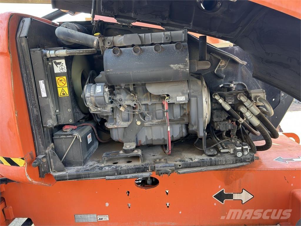 JLG 600 AJ (3218) Kloubové plošiny