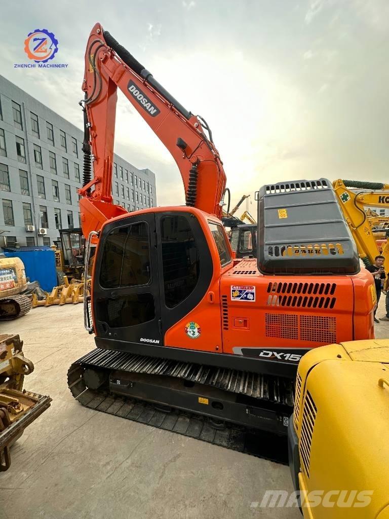 Doosan DX 150 Midi rýpadla 7t - 12t