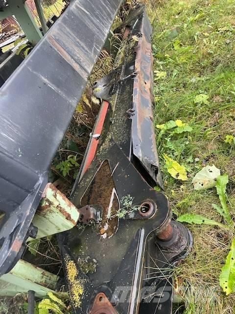 Cranab 1250 Výložníky a lžíce