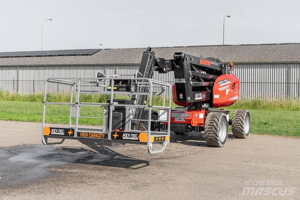 Manitou 160 ATJ+ e Kloubové plošiny