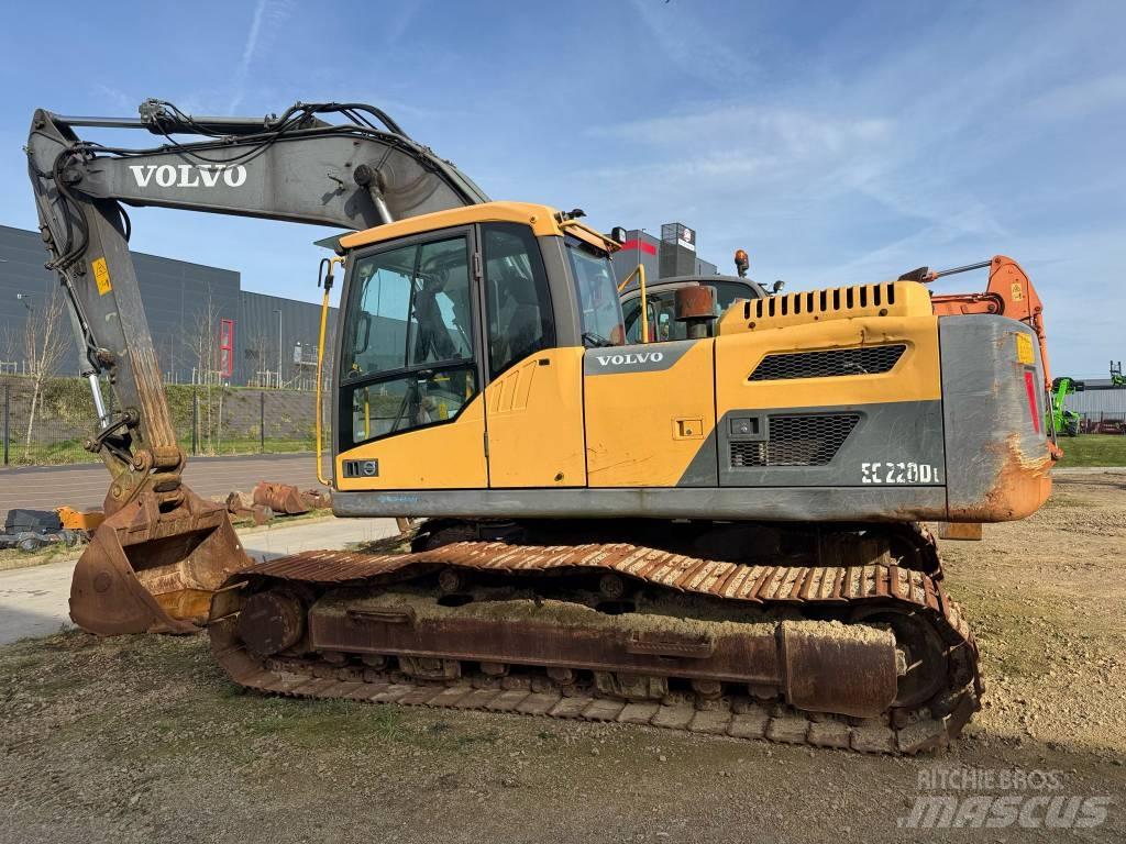 Volvo EC220DL Pásová rýpadla