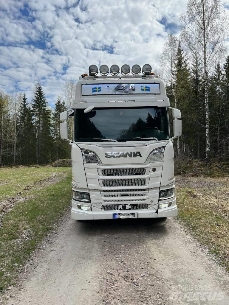 Scania R 650 Vozy na přepravu kmenů