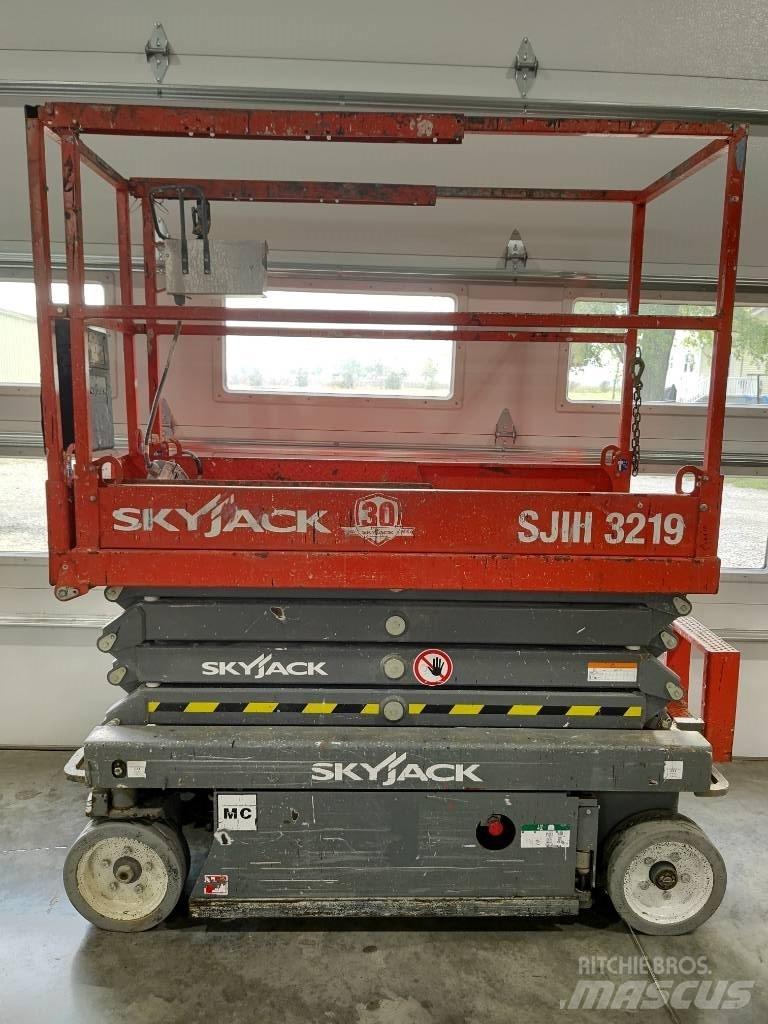 SkyJack SJ III 3219 Nůžková zvedací plošina
