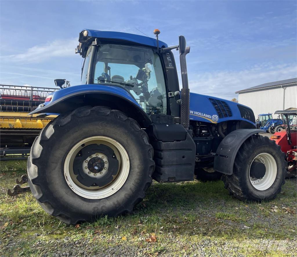 New Holland T8.390 Traktory