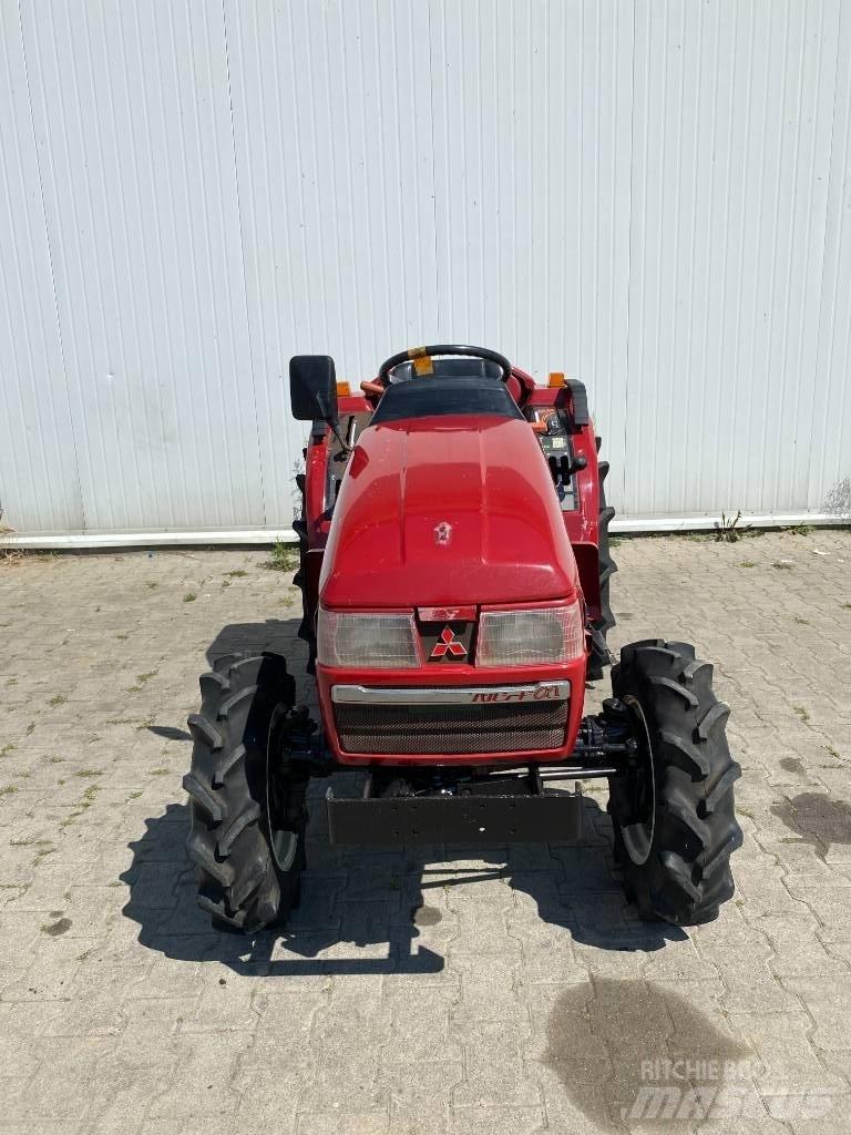 Mitsubishi MT205 Kompaktní traktory