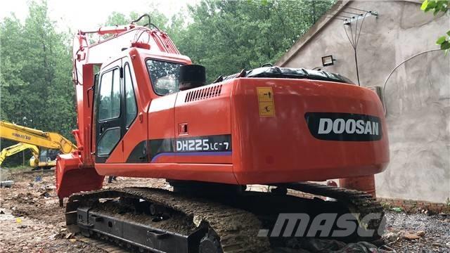 Doosan DH225LC-7 Pásová rýpadla
