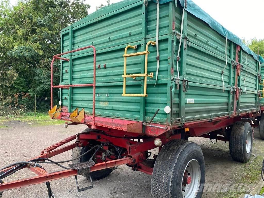 Agromet T-149 Sklápěcí přívěsy