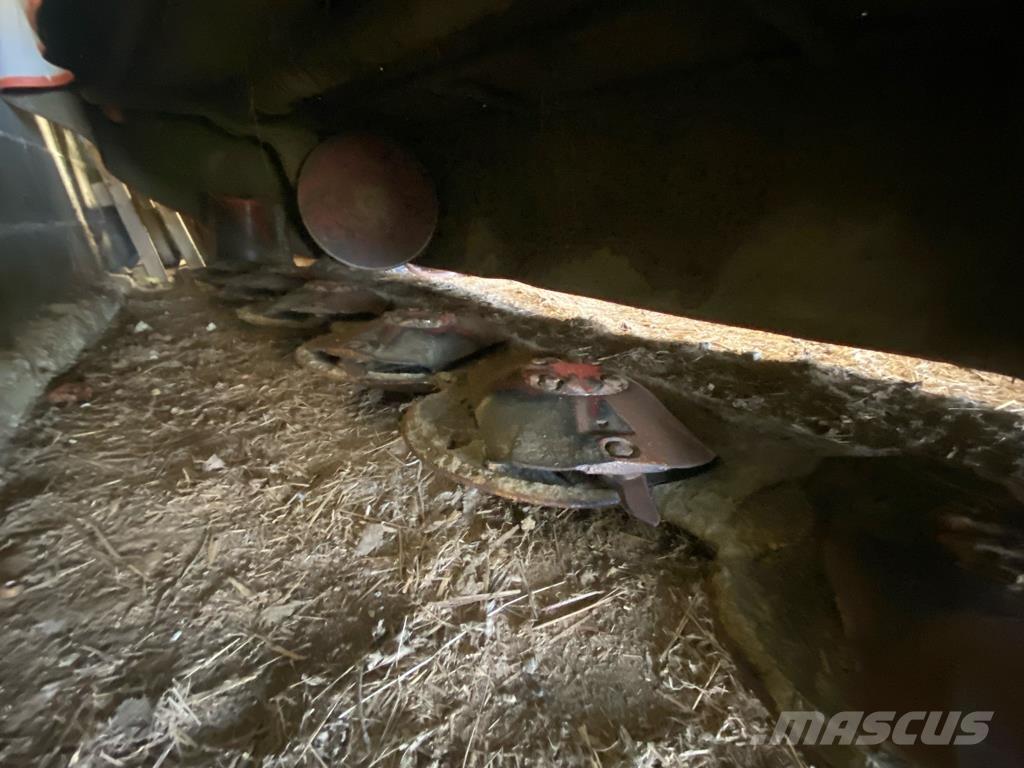 Kuhn GMD 3111 ff Žací stroje