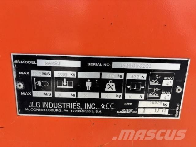JLG 860 SJ Teleskopické plošiny