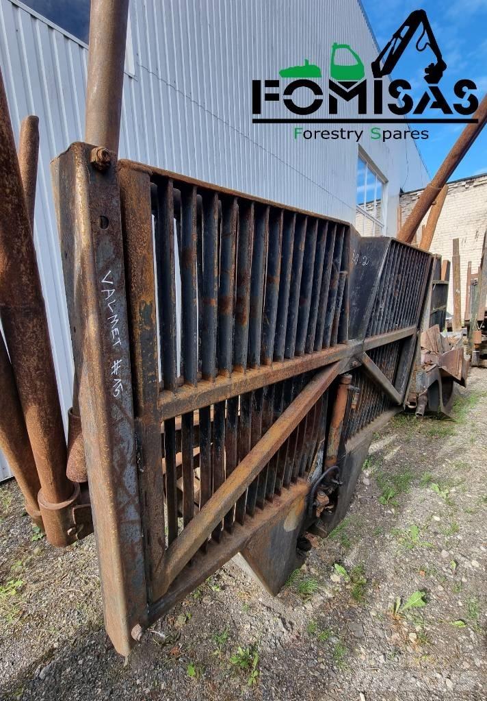 Valmet 840.2 Bunks Lesní jeřáby
