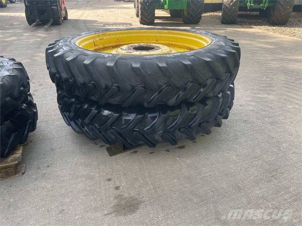  340/85R48 Pneumatiky, kola a ráfky