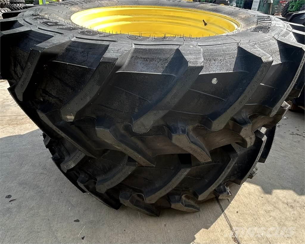  420/85R24 Pneumatiky, kola a ráfky