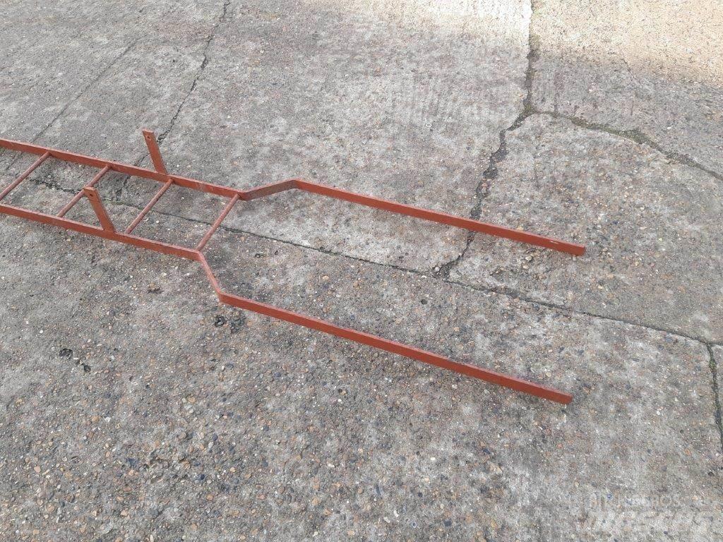 Access LADDER Další