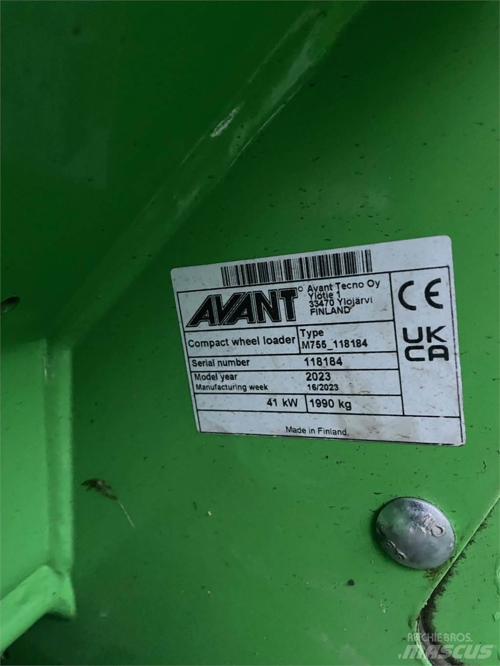 Avant AV 755I Kolové nakladače