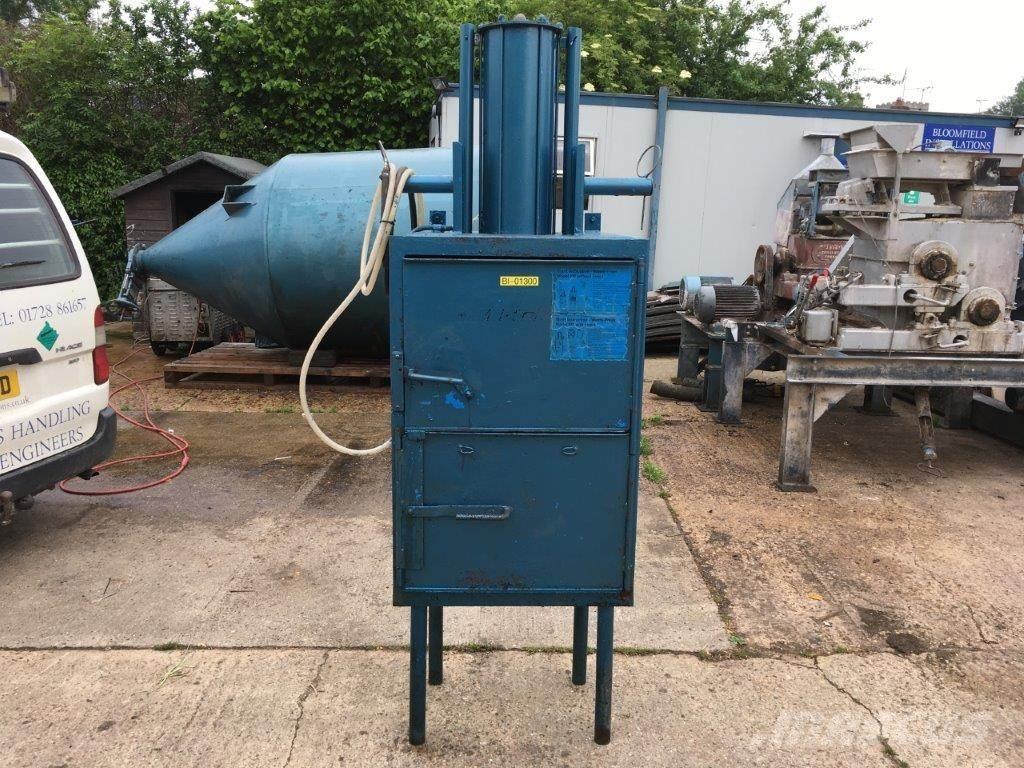  BAG COMPACTOR Další