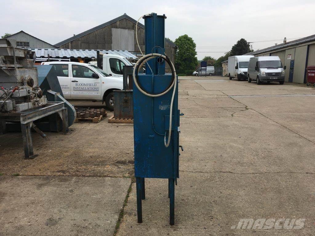  BAG COMPACTOR Další