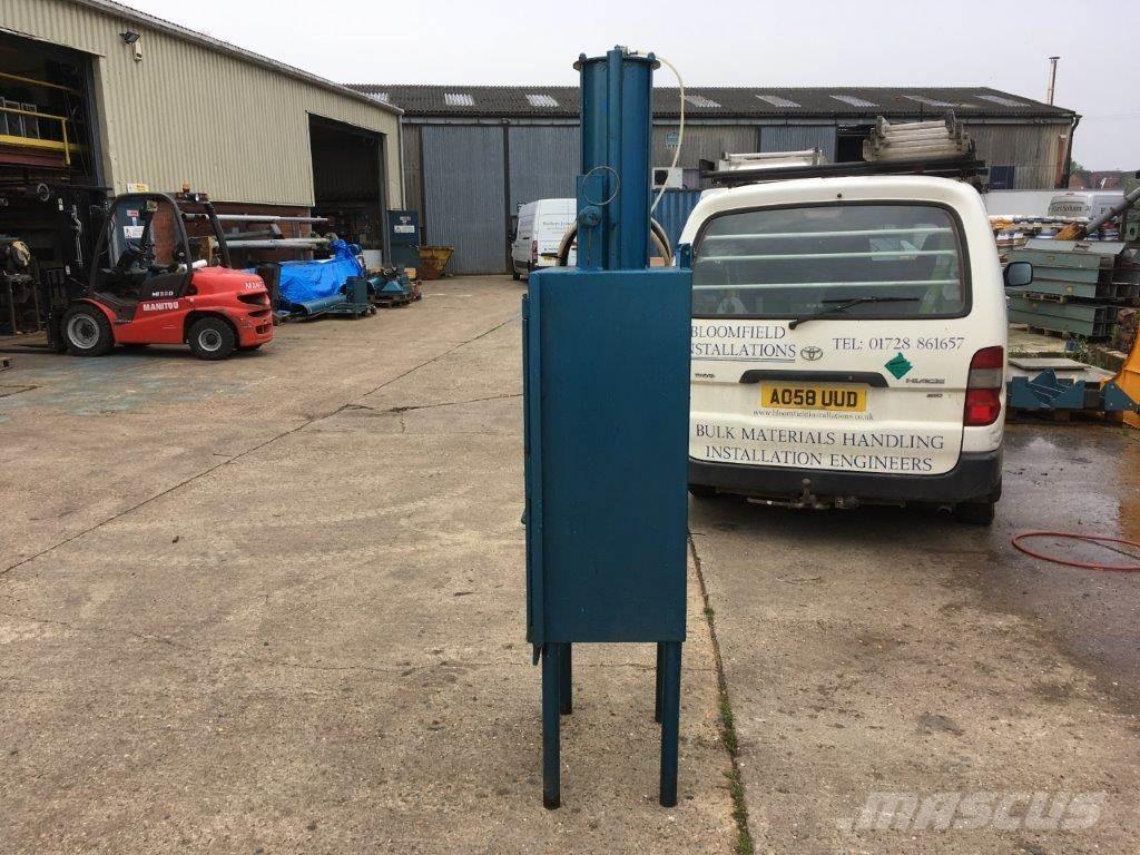  BAG COMPACTOR Další