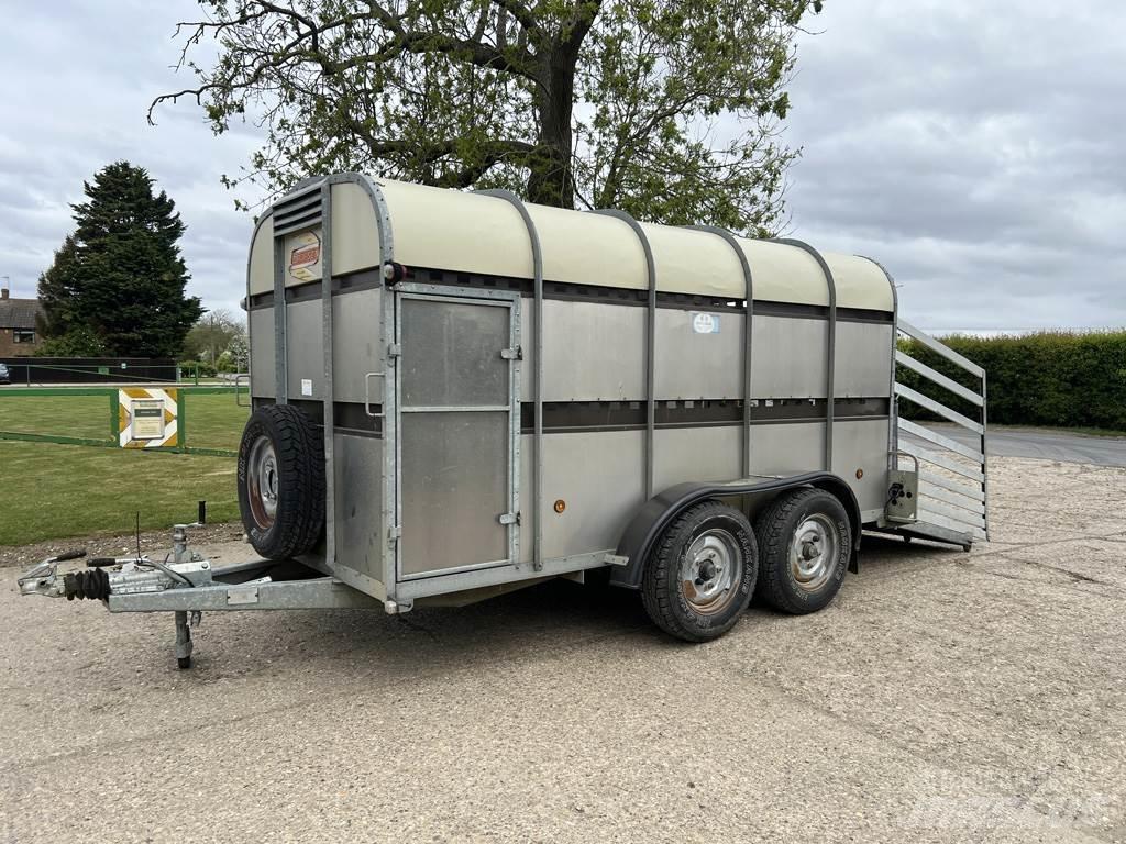 Bateson 48LT Rozmetadla chlévské mrvy
