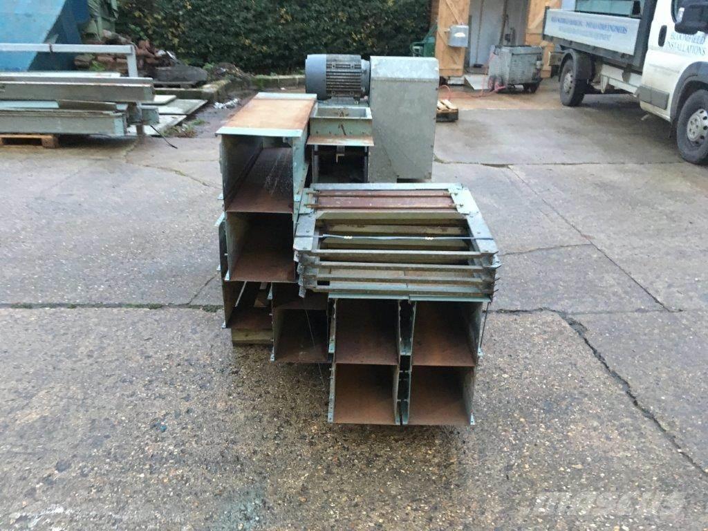  Carier C8 F&R Další