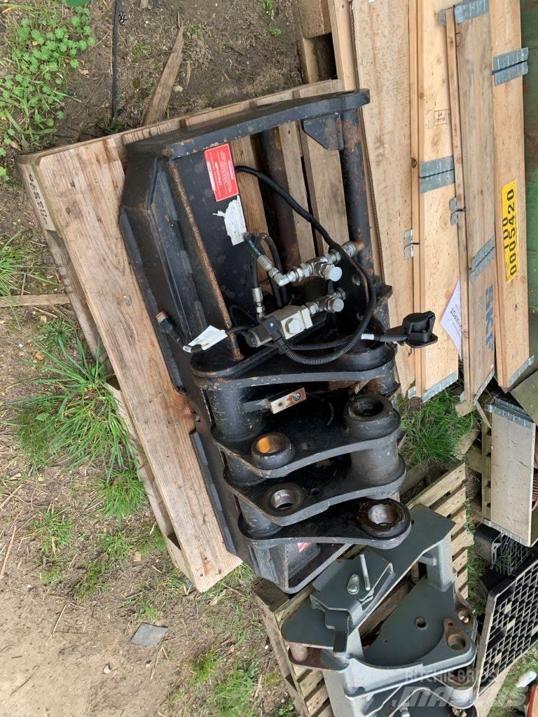 Cherry HEADSTOCK Teleskopické nakladače pro zemědělství