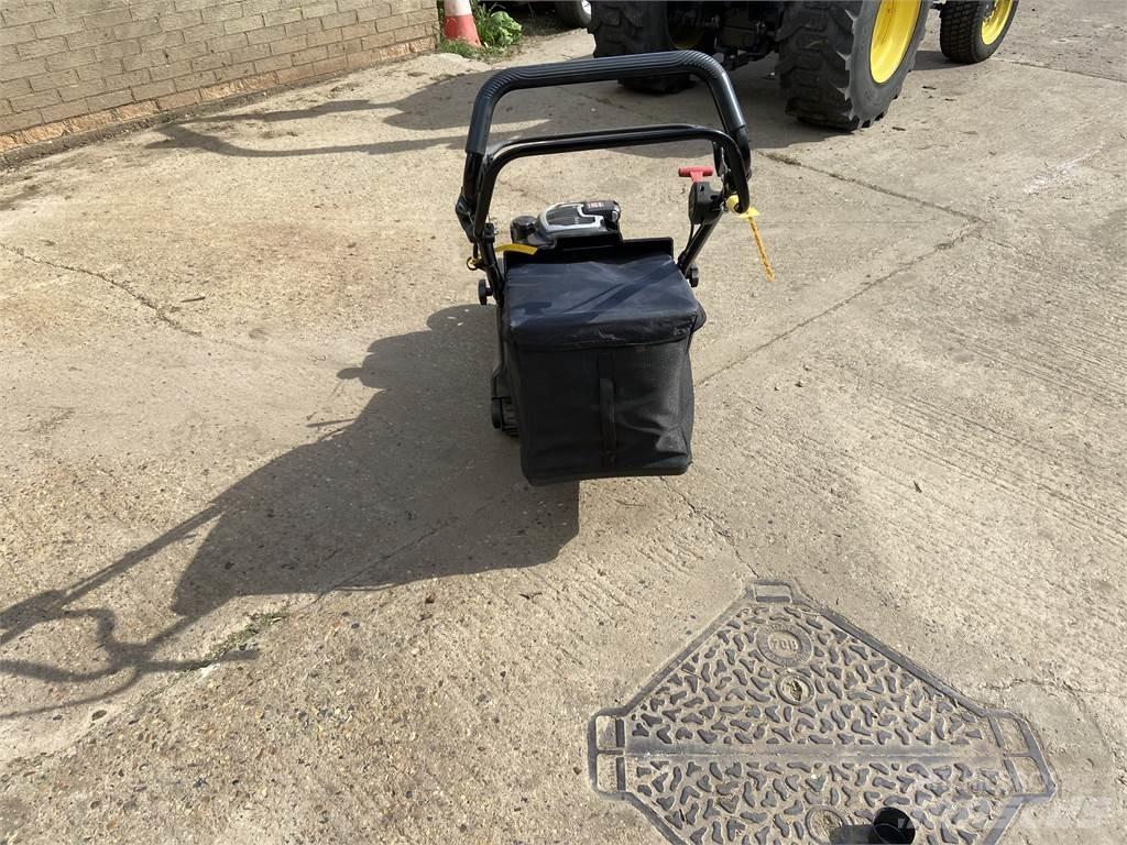 Hayter HARRIER 48 Další