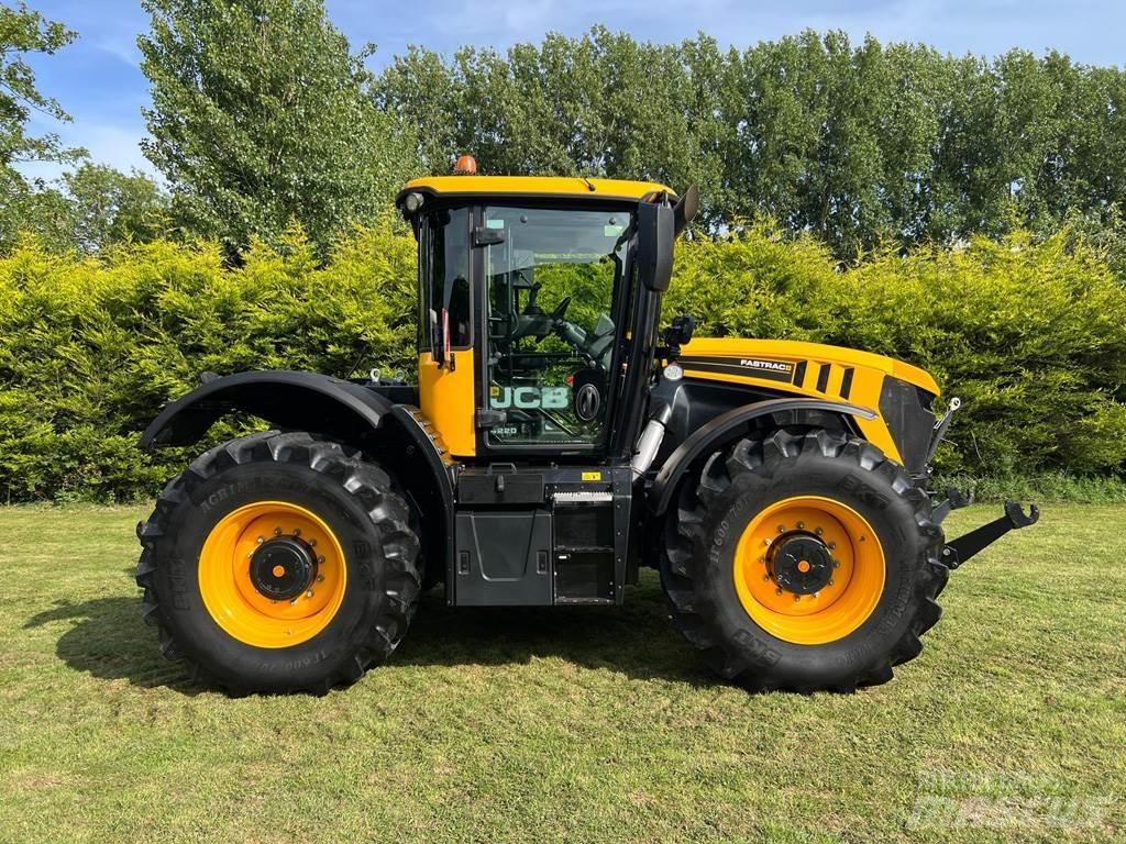 JCB 4220 FASTRAC Traktory
