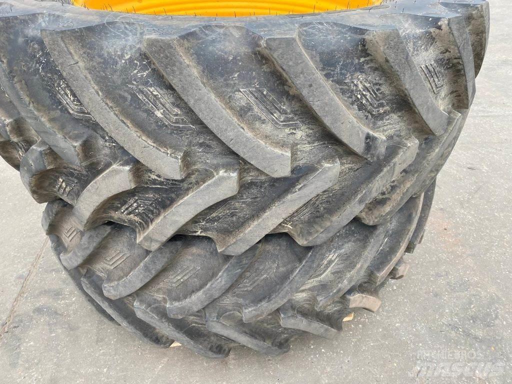 JCB WHEELS Pneumatiky, kola a ráfky