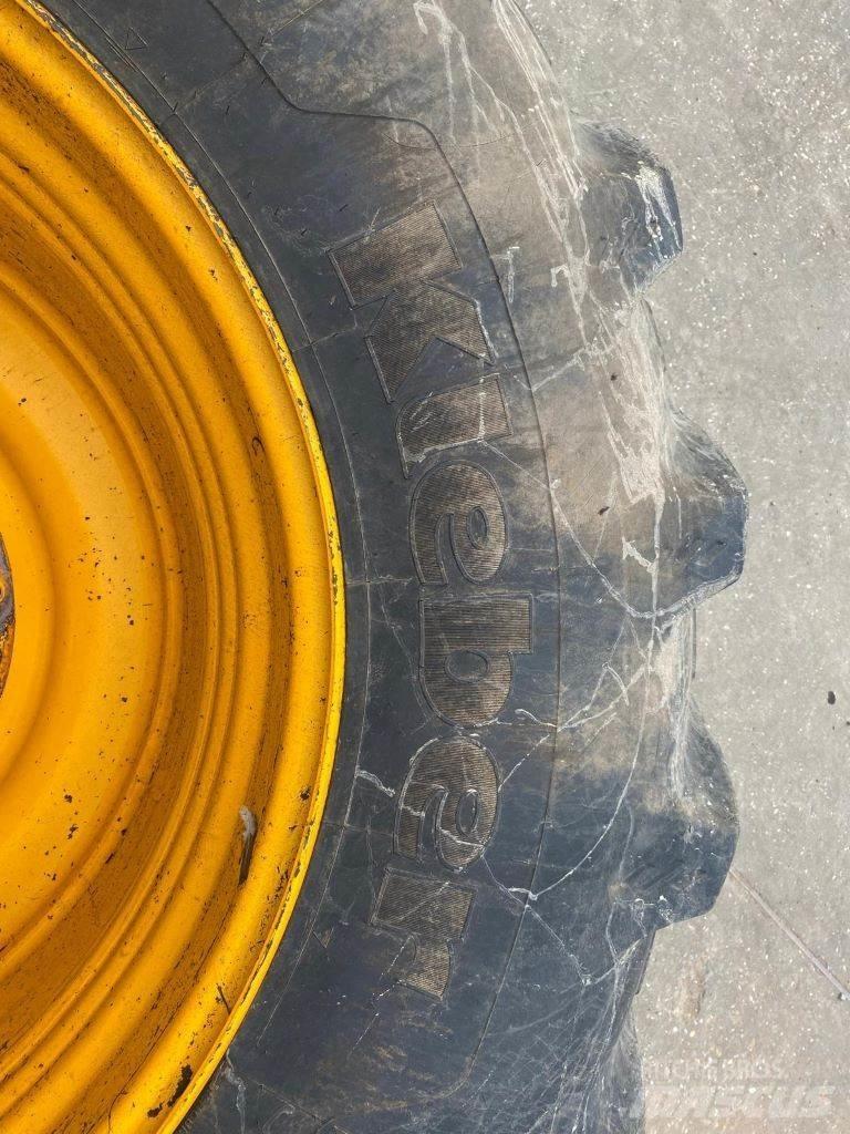 JCB WHEELS Pneumatiky, kola a ráfky