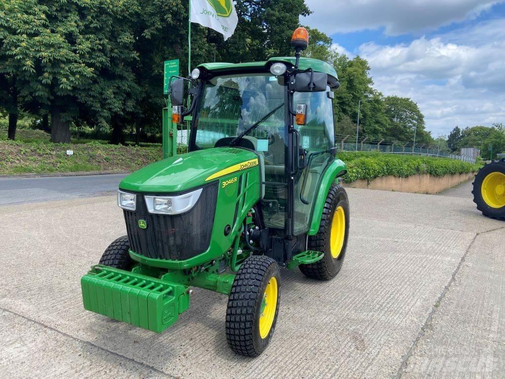 John Deere 3046R Kompaktní traktory
