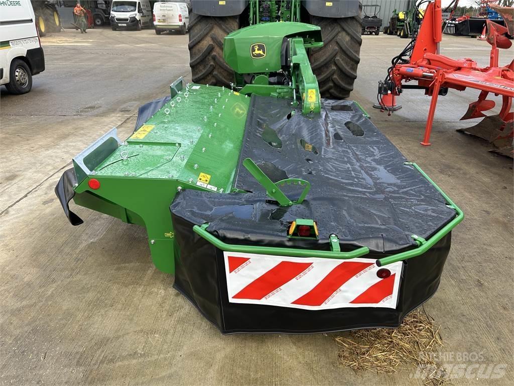 John Deere 331 Kondicionér žacího stroje