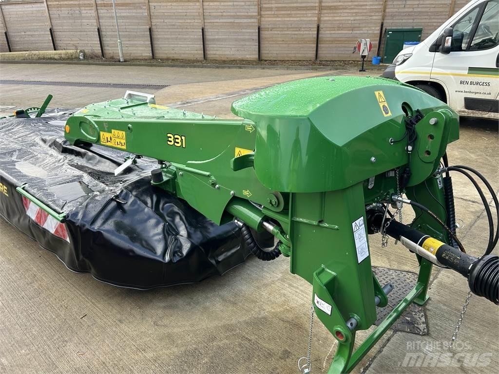 John Deere 331 Kondicionér žacího stroje