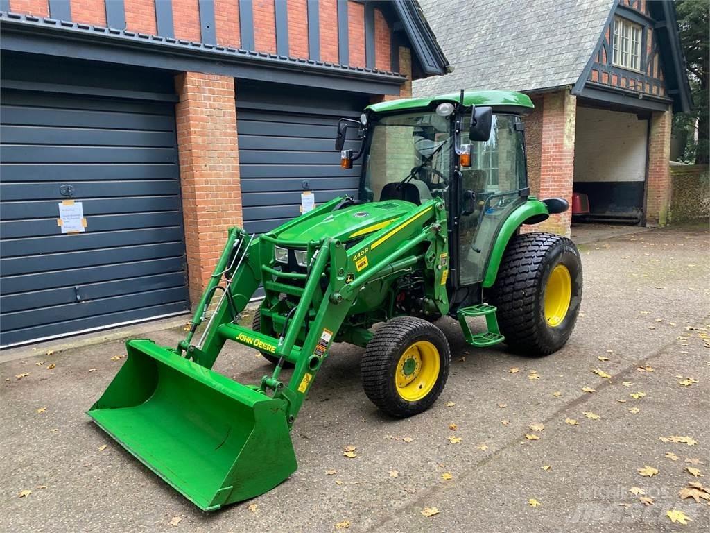 John Deere 4066R Kompaktní traktory