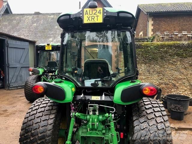 John Deere 4066R Kompaktní traktory