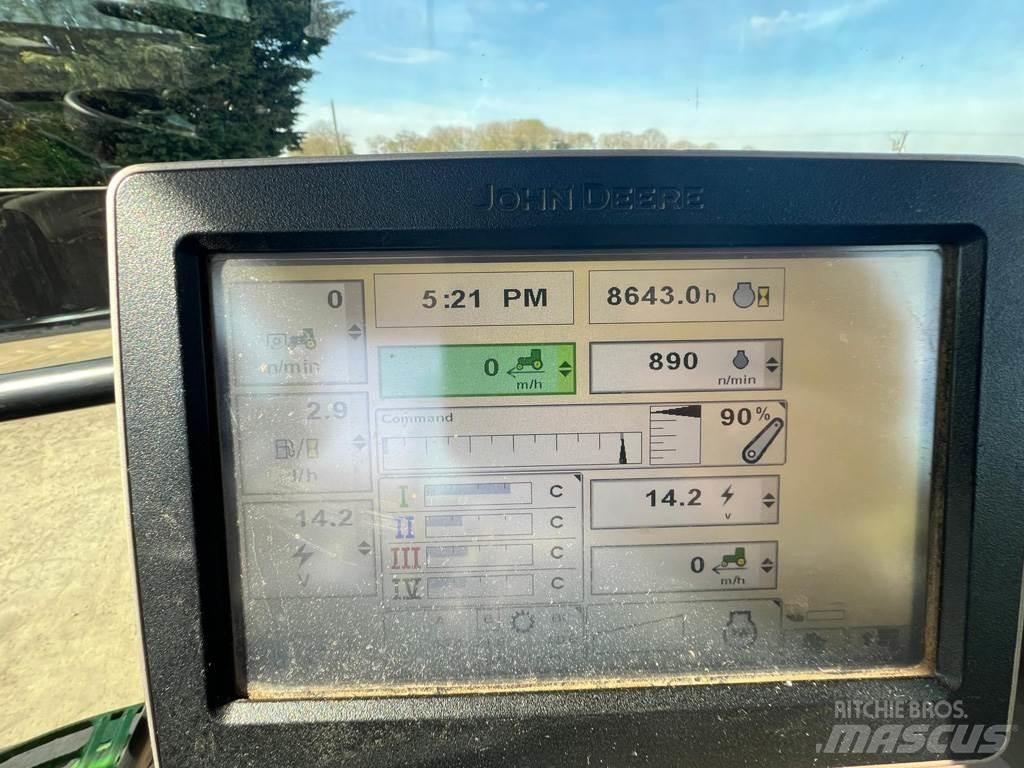 John Deere 6150R Traktory