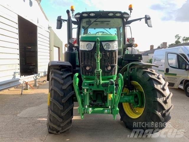 John Deere 6175R Další
