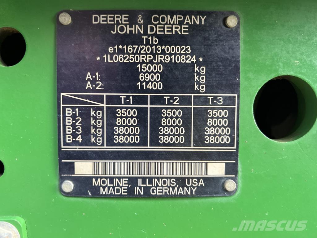 John Deere 6250R Traktory