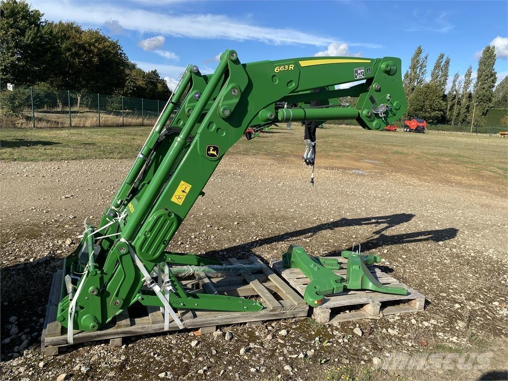 John Deere 663R Další