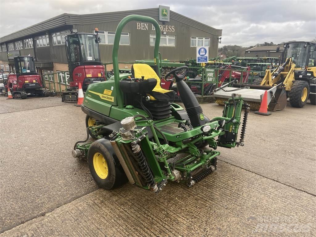 John Deere 6700A Další