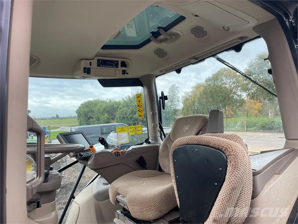 John Deere 6R130 Další