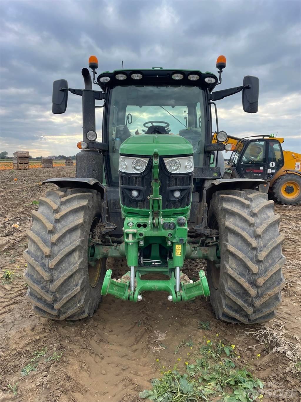 John Deere 6R150 Další