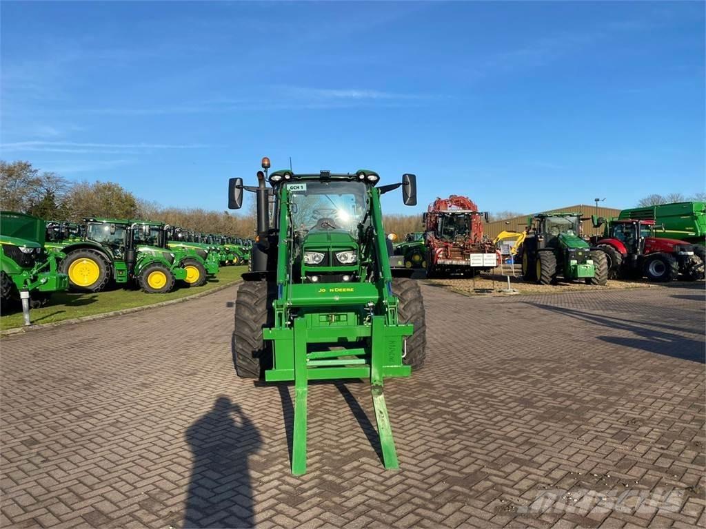 John Deere 6R150 Traktory