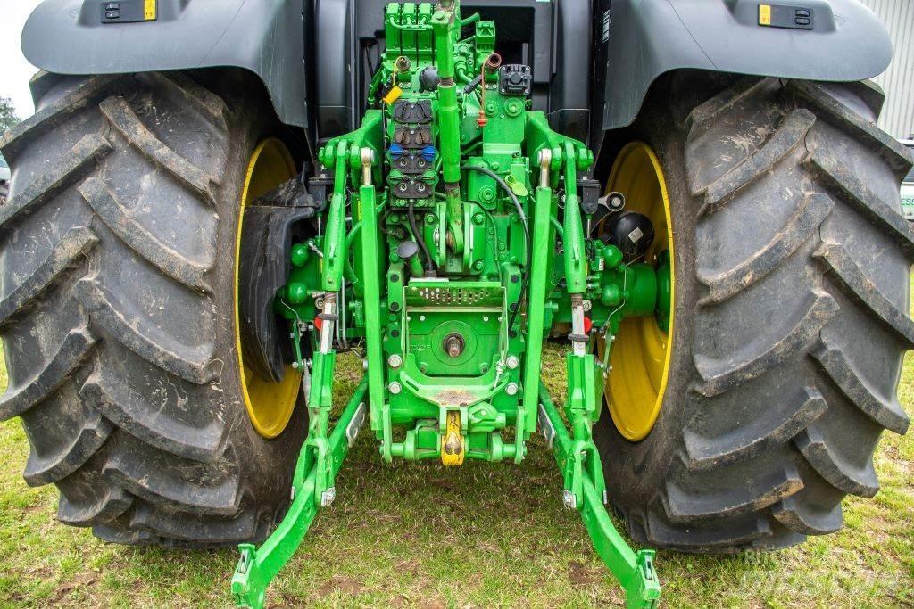 John Deere 6R155 Traktory