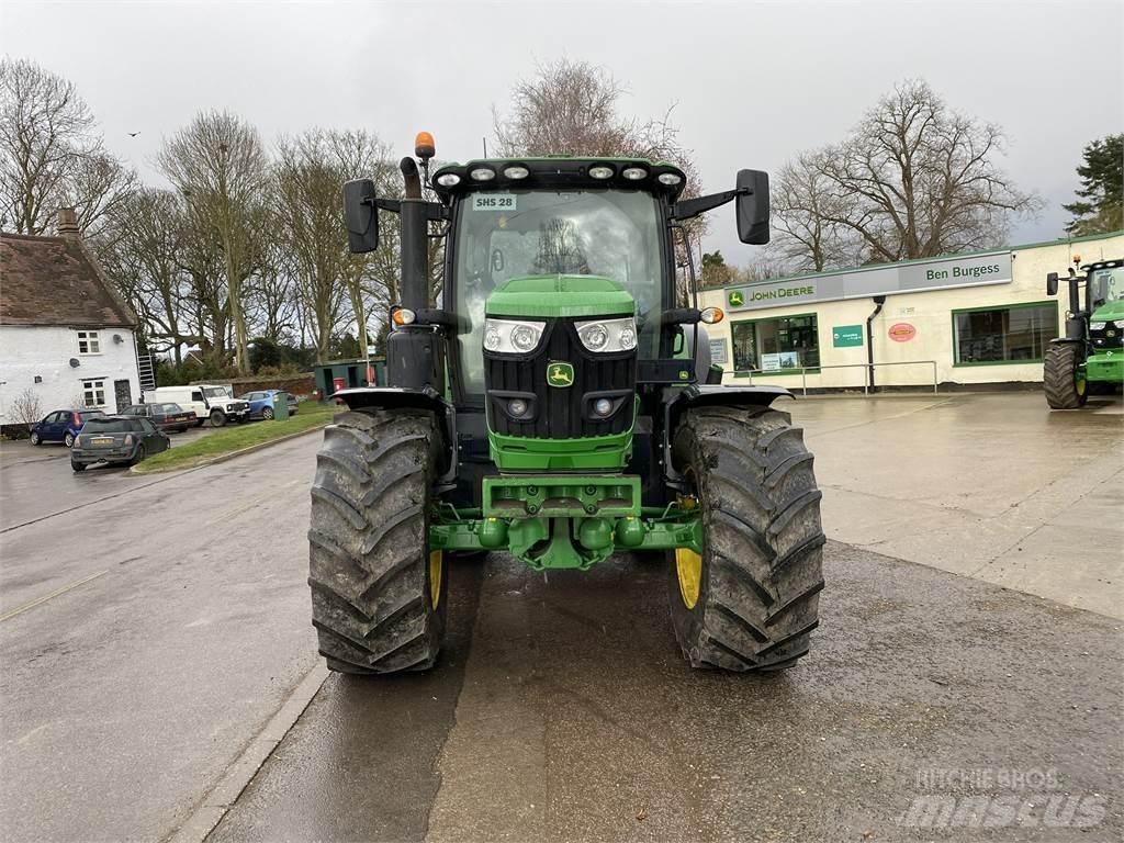 John Deere 6R185 Traktory