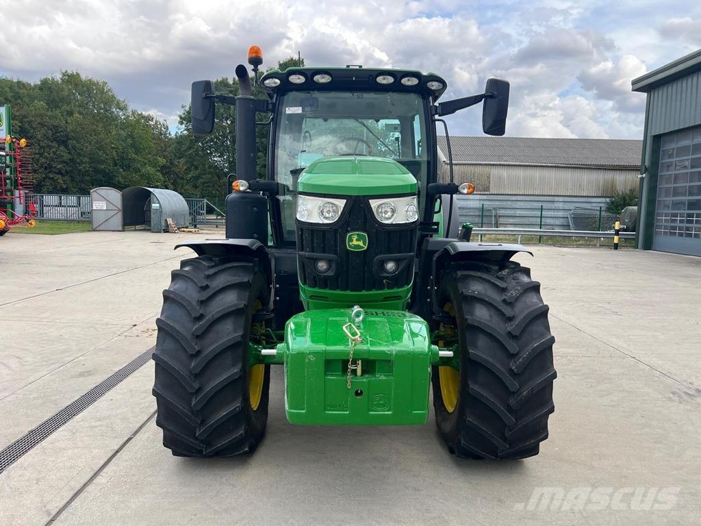 John Deere 6R185 Traktory