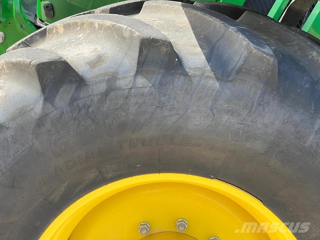 John Deere 6R250 Další