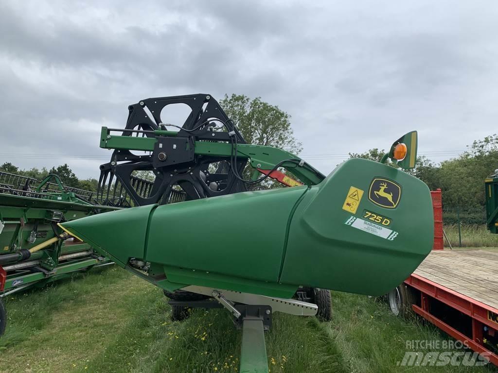 John Deere 725D Sklízecí mlátičky