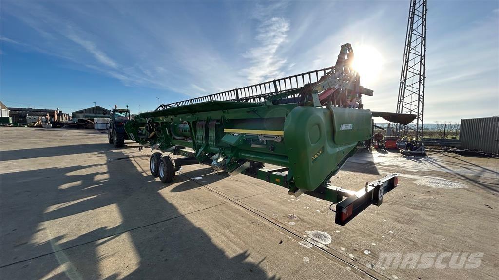 John Deere 730X Sklízecí mlátičky