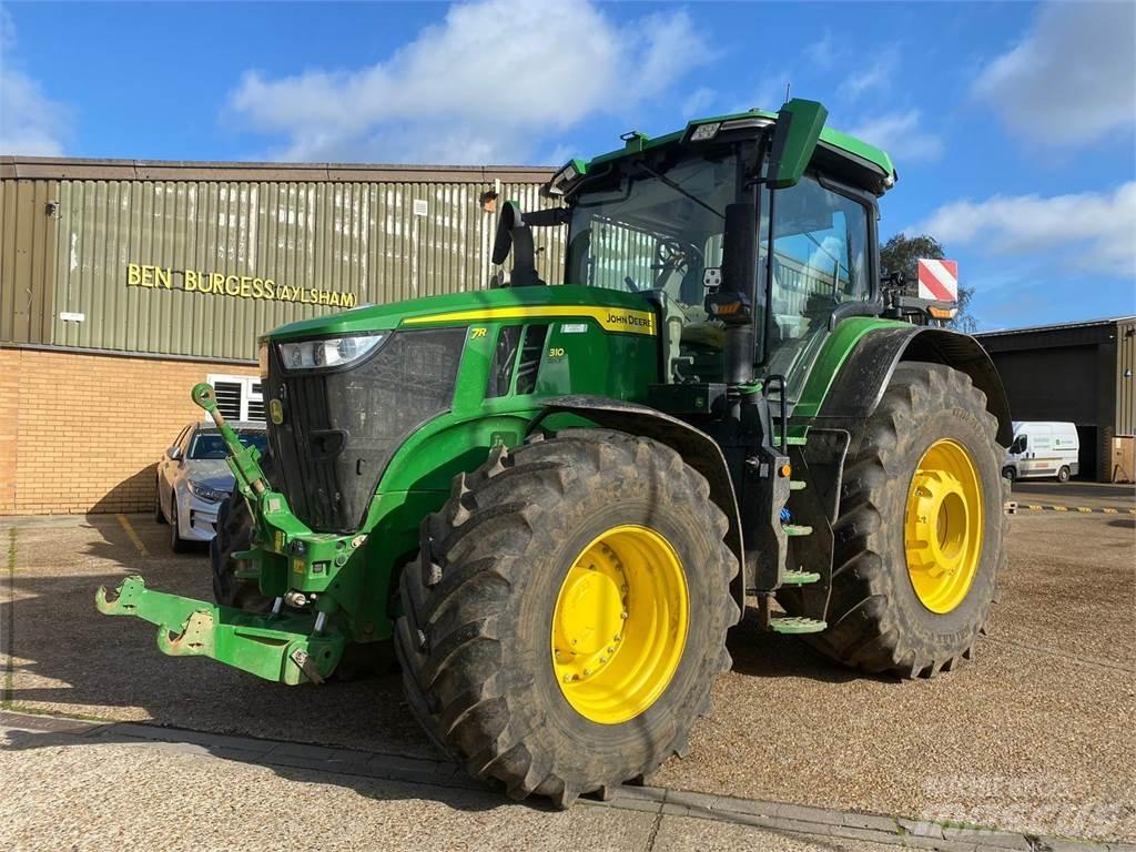 John Deere 7R310 Traktory