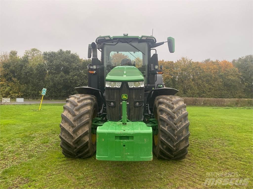 John Deere 7R330 Další