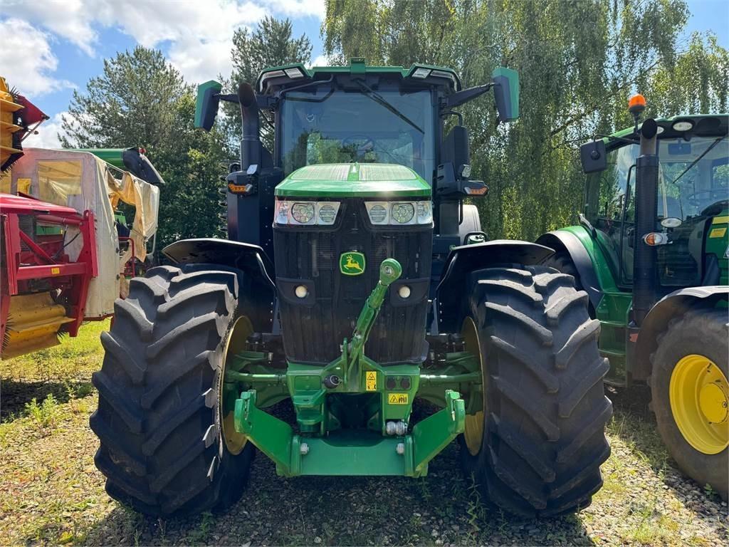 John Deere 7R330 Traktory